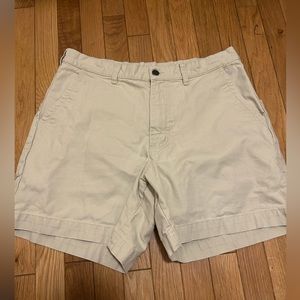 Patagonia men’s khaki shorts